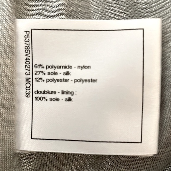 SALE! Chanel Black & White Silk Blend Tweed Skirt - Picture 14 of 14